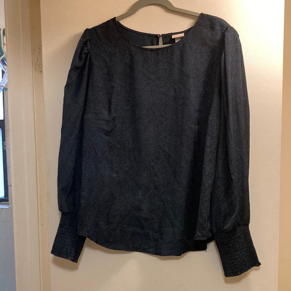 a new day green / black patterned blouse from Target in XXL.